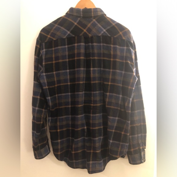 Wilfred Classic Flannel - Picture 2 of 4